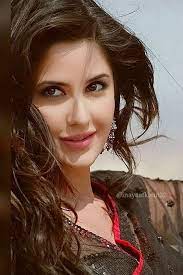 Katrina Kaif Is A Face In The Film World Who Has Millions Of Fans Katrina Kaif Photo Katrina Kaif Hot Pics Katrina Kaif Images