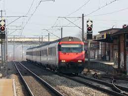 Im zweiten stock der liegenschaft nummer 30 ist ein feuer auf dem balkon ausgebrochen. Sbb Ir Von Konstanz Nach Biel Bei Der Durchfahrt Im Bahnhof Pieterlen Am 29 01 2011 Bahnbilder De