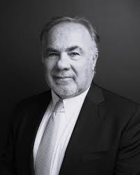 Joseph Papa's Instagram, Twitter & Facebook