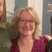 Robin Boles's Instagram, Twitter & Facebook