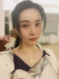 Phạm Băng Băng khoe dáng gầy sau thời gian giảm cân