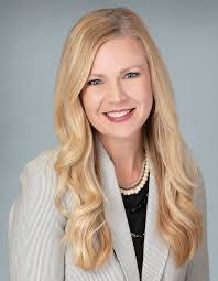 Jenni Long's Instagram, Twitter & Facebook