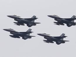 Iaf crash kashmir, iaf crashed in budgam kashmir 27 feb 2019.iaf jet crashed in. Indian Air Force Shot Down Paf S F 16 During Aerial Dogfight On Feb 27 Iaf The Economic Times
