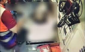 Jun 26, 2021 · 首次！国产厂商杀入iphone 13高端代工：股价涨疯了 Gkj67gvyyutywm