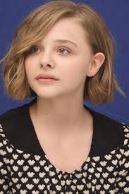 Chloe grace moretz has brown hair and it's a totally drastic change for the actor and always stylish star. Chloe Moretz Poster 2246398 Celebposter Com Chloe Moretz Chloe Grace Chloe