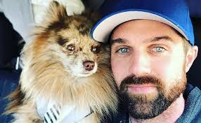 Shane Cantrell's Instagram, Twitter & Facebook