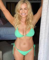 Jessica Collins private album - savor in her captivating charm