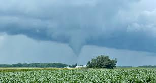 Golf ball size hail was reported in montgomery county, south of springfield. Severe Weather Across The Chicago Area Leads To Flooding Possible Tornado Wgn Tv
