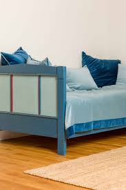 Altes Bett In Kreide Emulsion Gestrichen Kreidefarbe Mobel Anstreichen Blaue Wande