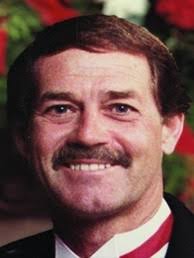 Howard J. “Howie” Keeling, 87, of Waterloo died Wednesday, November 18th at  UPH-Allen Hospital in Waterloo, Iowa. Born May 25, 1933 in Belmond, IA, son  of John R. and Gladys (Fisher) Keeling.