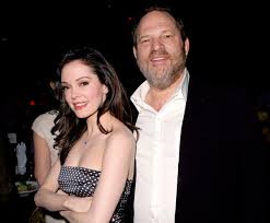 Rose mcgowan is an american actress and director, known for her contribution to independent film. Rose Mcgowan Returns To Twitter After Suspension Over Weinstein Posts New York Daily News