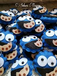 Susam Sokagi Kurabiye Canavari Anahtarlik Kurabiye Canavarlar