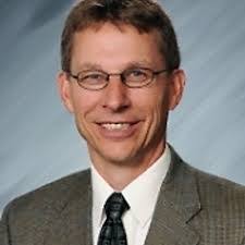 Kari Olson's Instagram, Twitter & Facebook