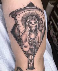 I feel like this is an important aspect of the site, and one that will drive people to santa muerte once they experience firsthand her awesome powers. Just Wanted To Share My Be First Santa Muerte Tattoo In Love Santamuerte