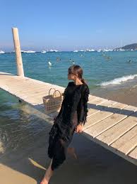 Kami menyediakan kumpulan film online dari berbagai genre dan negara. Cristina Mihaela Dorobantu Pe Urmele Lui Brigitte Bardot In Vacanta La Saint Tropez Adpm