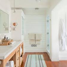 The warm glow is especially cozy when included in hallways, bedrooms and living rooms with craftsman wall sconces. Craftsman Style Bathrooms Design Ideas