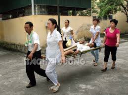 Jun 13, 2021 · từ ngày 19/5 đến nay, trung tâm y khoa hòa hảo (tp.hcm) đã có hai lần phải tạm ngưng tiếp nhận bệnh nhân để phun khử khuẩn, do có người đến khám dương tính với ncov. Chay Lá»›n á»Ÿ Bá»‡nh Viá»‡n 7 Háº£i DÆ°Æ¡ng Bao NgÆ°á»i Lao Ä'á»™ng