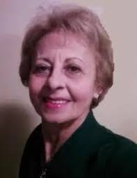 Lynn Howse's Instagram, Twitter & Facebook