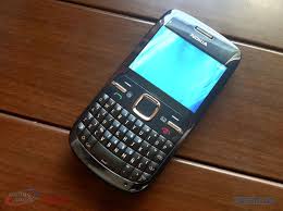 Una pantalla grande y una batería grande, para trabajar y jugar. Nokia C3 Analisis Pasionmovil