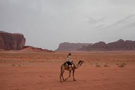 The desert scenes in this clip were filmed in jebel tubayq near jordan's saudi arabian border. The True Story Of Lawrence Of Arabia History Smithsonian Magazine