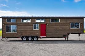 It was like being a student again cutting up bits of card and making a mess with glue. Massive Canada Goose Tiny House Is Worth A Gander