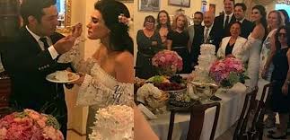 Idil firat, lifestyle,networth,husband,(mert firat) famous drama, (ramo in 2020) biography, ad creation 386 views11 months ago. Omuzlarda Tasindi Mert Firat Ile Evlenecek Olan Idil Firat In Gorkemli Kina Gecesi Olay Oldu Onedio Com