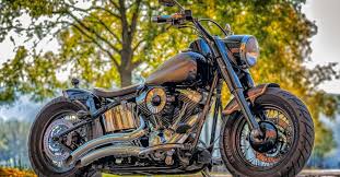 Die kamera saugt sich am antlitz der hauptdarstellerin fest, als gäbe es sonst nichts zu zeigen. Das Motorrad Fit Fur Den Fruhling Machen Richtig Ausmotten