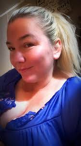 Linda Bisbee's Instagram, Twitter & Facebook