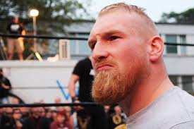 BIO/Profil Alexander Wolfe