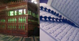 Dikutip dari wikipedia mengenai biografi imam syafi'i dikatakan bahwa karena pembelaannya yang besar terhadap sunnah nabi sehingga beliau digelari. Latar Belakang Dan Sejarah Hidup Iman Al Syafi E Mufti Wpkl