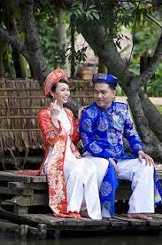 Vietnamese Newlyweds Vietnamese Wedding Ao Dai Vietnam Fashion