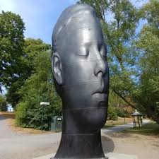 Ada Quinn (@MolecularDynamo)