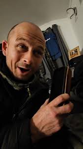 These phone Calls are ryte funny I never have a clue 😂 😅 🤣 🙃 😆