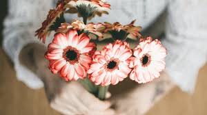 Maafkan aku kekasihku, tidak bisa memberikan warna paling indah di hatimu semoga dengan materi yang sudah dibahas melalui artikel ini, dapat memberikan pemahamaan dan manfaat untuk sahabat pembaca semua. 25 Kata Kata Minta Maaf Kepada Teman Wanita 2021 Poskata