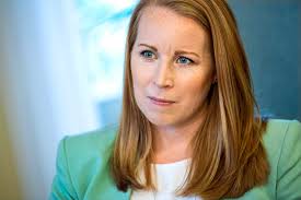 Fyrklövern har i flera decennier varit en symbol för partiet, dock inte de. Centern Sager Adjo Till Alliansen