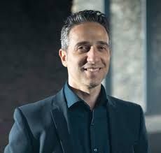 Quanto vale la bravura di un cantante in Italia? "Eh ma se lo hanno detto  in TV sarà sicuramente vero!" Ecco la mia Analisi Vocale di Nicolò  Filippucci