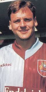 Paul Barnes (footballer)