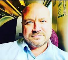 Deborah Broadhurst's Instagram, Twitter & Facebook