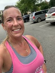 Kelly Franks's Instagram, Twitter & Facebook