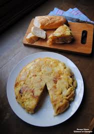 Je l'ai vu chez mon amie ratiba du blog les recettes de ratiba. Recette De Tortilla Aux Pommes De Terre La Tapa Espagnole La Plus Mangee Recette Tortilla Recettes De Cuisine Recette Tortilla Espagnole