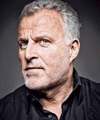 Reacties op overlijden de vries stromen binnen. Peter R De Vries Fotografie Dirk Jan Van Dijk Lumen Nrc 1 Sept 2018 Misdaadverslaggever Peter R De Vries Weet Echt All Journal Pictures Malta News Amsterdam