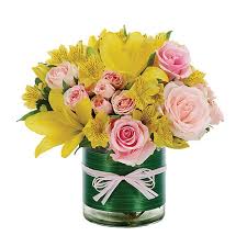 My address 13071 malvasia way rancho cucamonga 91739 we have common area for mail boxes.mail carrier put key to large mail box in someone else's mail. Fresh Flower Arrangements Local Florist In Rancho Cucamonga Ca Conroy S Rancho Cucamonga