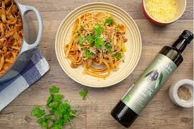 Ingredients 1x 6 Pack Sausages Olivado Extra Virgin Olive Oil 1 Brown Onion Finely Diced 4 Cloves Garlic Crushed 1 Tomato Pasta Recipe Pork Sausage Sausage