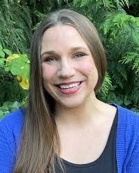 Lacey Gibbs's Instagram, Twitter & Facebook