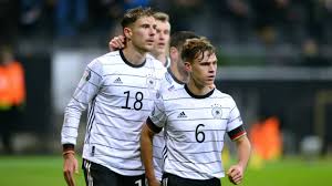 The truly great players separate themselves from comparisons all. Deutschland Ohne Kimmich Das Sind Lows Optionen Gegen Die Ukraine Eurosport
