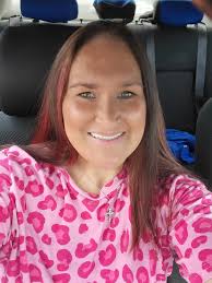 Can someone change the background for me?