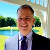 Edward Potts's Instagram, Twitter & Facebook