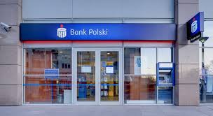 Bank Pko Bp Ruszyl Z Przetargiem Reklamowym