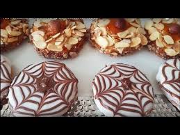 11 Voici Les 2 Sables Qui Font Le Tour De Tous Les Reseaux Sociaux Youtube Sables Gateau Oriental Sans Cuisson Recette Gateau Original