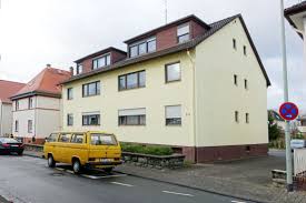 Kostenlose wohnungsbörse für mieter und vermieter in kelsterbach kostenlos wohnungen und wg's in kelsterbach suchen und inserieren mit bildern. 3 Zimmer Wohnung Zu Vermieten Schillerstr 6 8 65451 Kelsterbach Gross Gerau Kreis Mapio Net